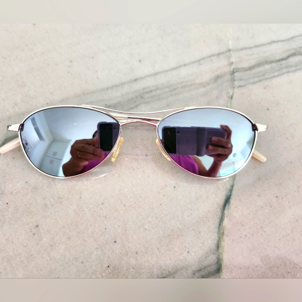 Oliver Peoples Aero Photochromic Sunglasses  51 17-140